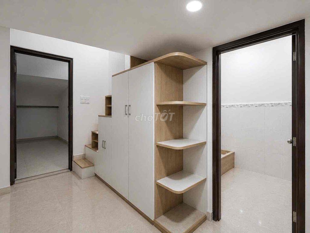 Duplex Gác cao 2m có 2 chổ ngủ Full Nội thất trống sẵn