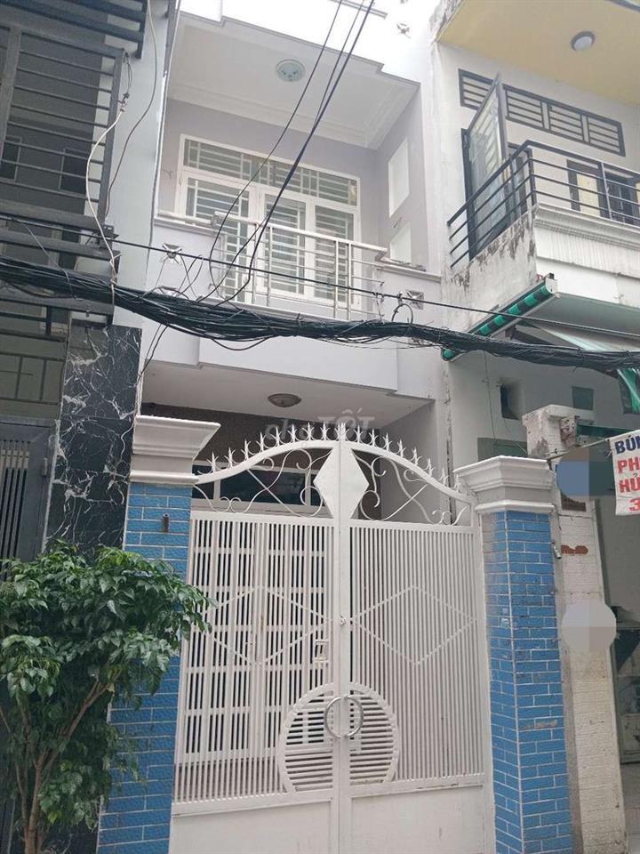 hẻm xe hơi Q3 giá 18tr