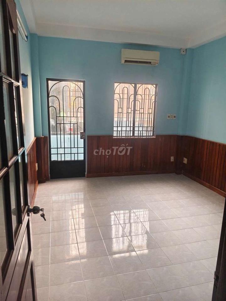 nhà hẻm xe hơi Q10 KDTD 22tr