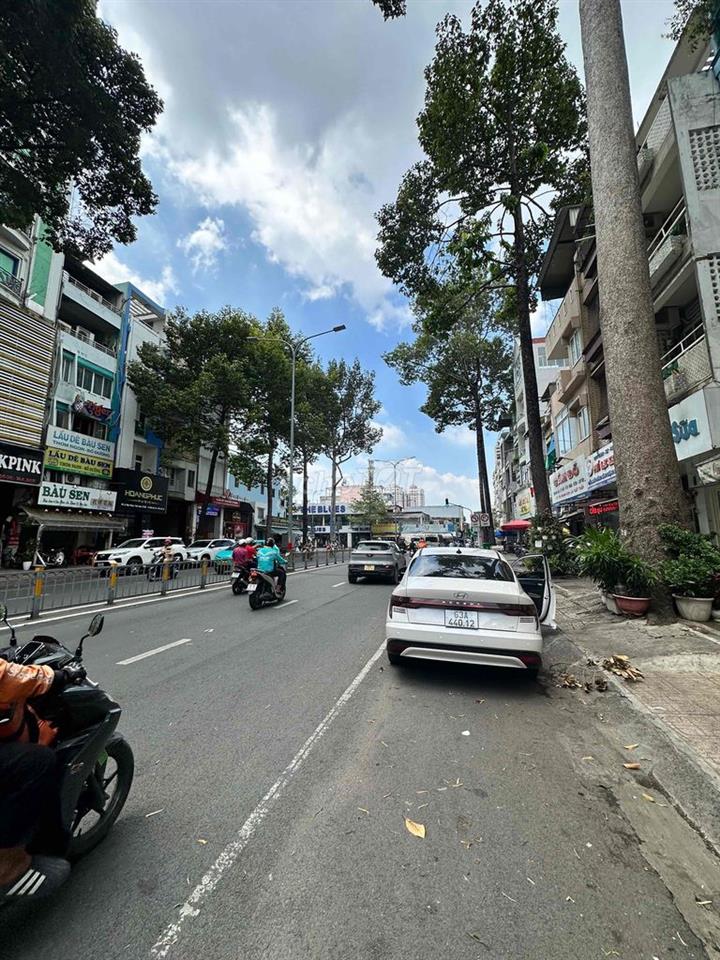 MTKD Lê Hồng Phong P2 Q5-4 tầng 3PN 3WC-giá 30tr/th