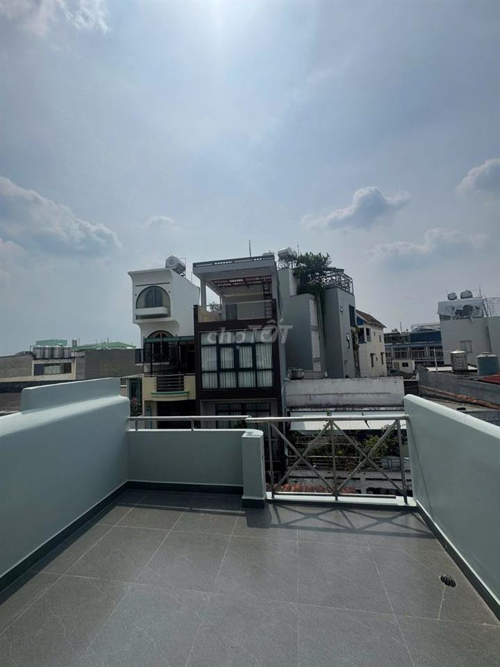MT Đội Cung P11 Q11-4 x13m-4 tầng 3 PN 3WC-Giá 20tr/th