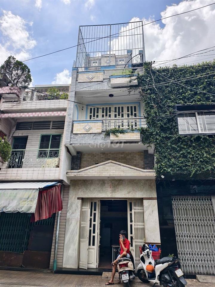 Góc Minh Phụng-Xóm Đất P8 Q11- 4,5x18m-4 tầng 5PN 4WC- Giá 21tr/th