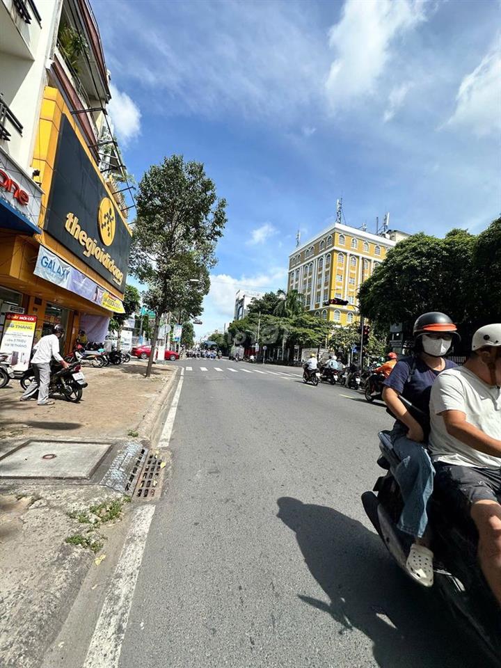 MTKD Lãnh Binh Thăng P8 Q11- 4x20m-4 tầng PN suốt-Giá 30tr