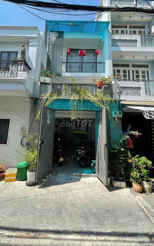 HXH ngủ nhà CX Phú Bình P5 Q11- 4,2x12m-3 tầng 3PN 3WC-Giá 6,65 tỷ