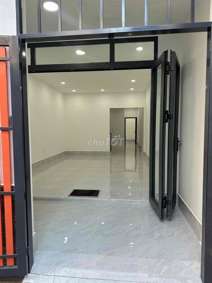 **CHO THUÊ NHÀ ĐẸP LÝ THƯỜNG KIỆT, P.9, Q.TÂN BÌNH** 4x17m - 16 triệu