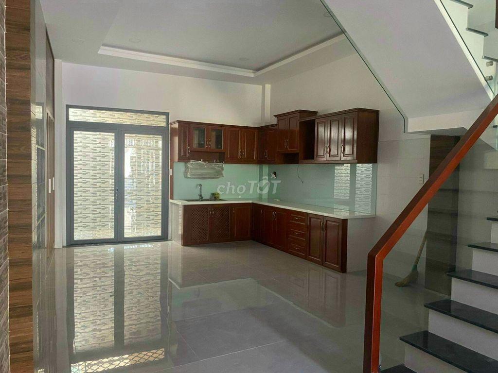 Cần cho thuê nhà HXT 58/3A Thành Thái P.12 Q.10