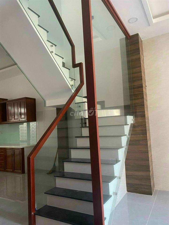 Cần cho thuê nhà HXT 58/3A Thành Thái P.12 Q.10