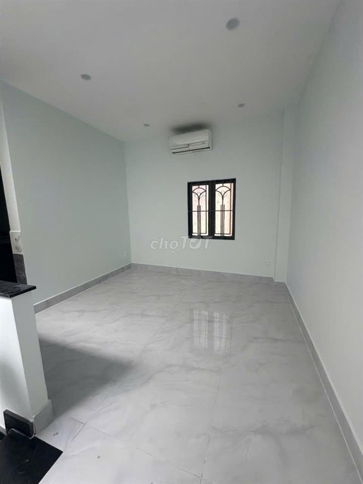 Cần cho thuê nhà Mặt Tiền 39A Đường Lý Thường Kiệt P.7 Quận 10 