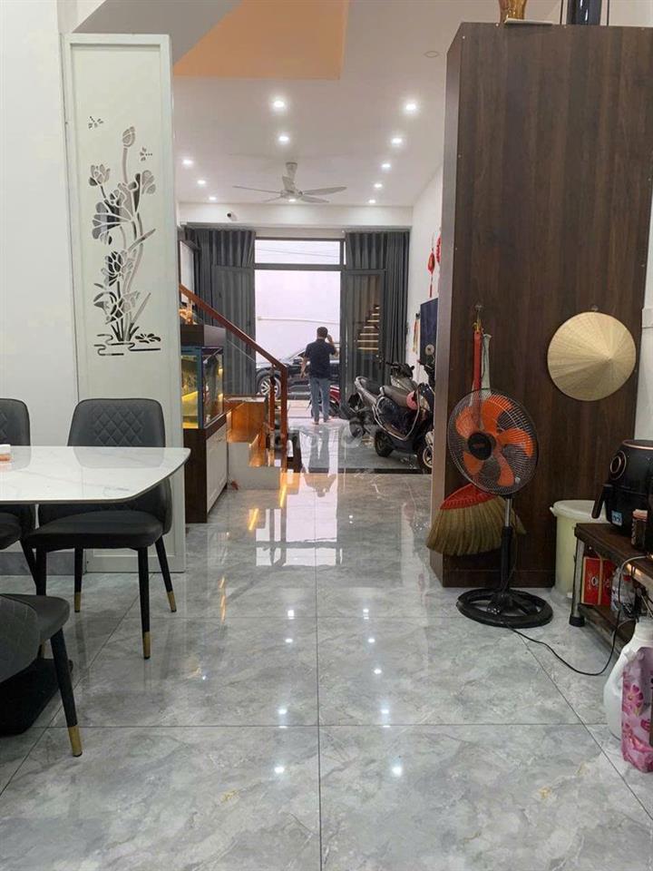 Cần cho thuê nhà HXH 16/3A Đường Lữ Gia P.15 Q.11