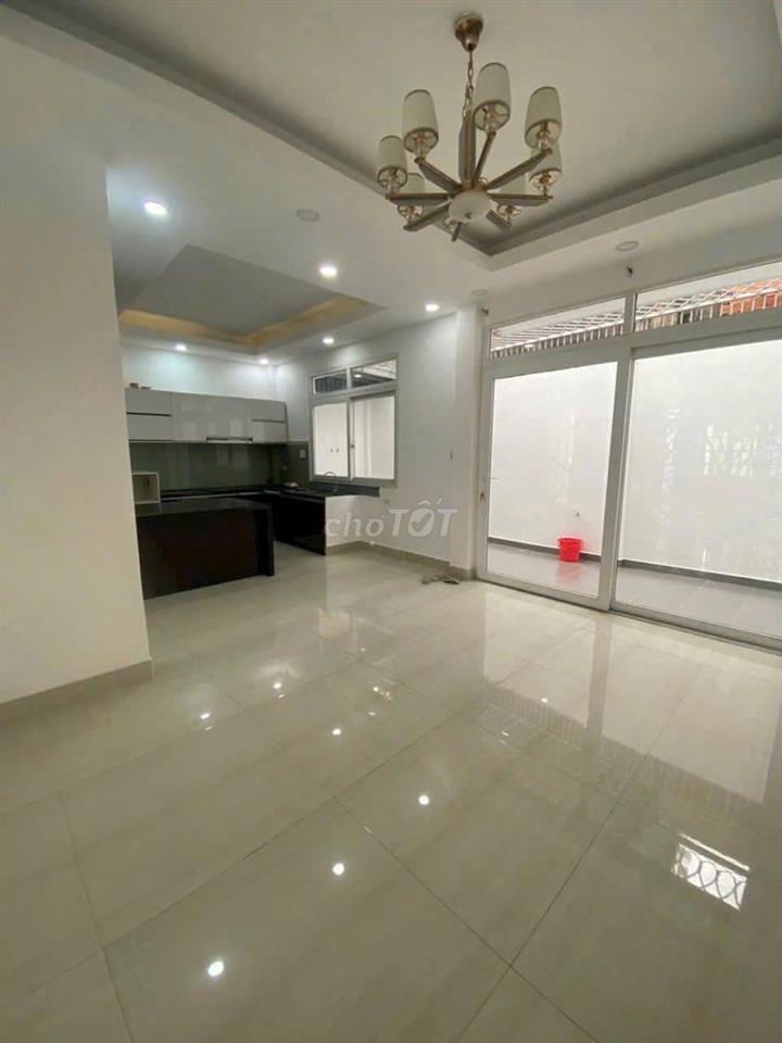 Cần cho thuê Biệt Thự HXT 6/3A Đ.Số 3 Cư Xá Lữ Gia P.15 Q.11
