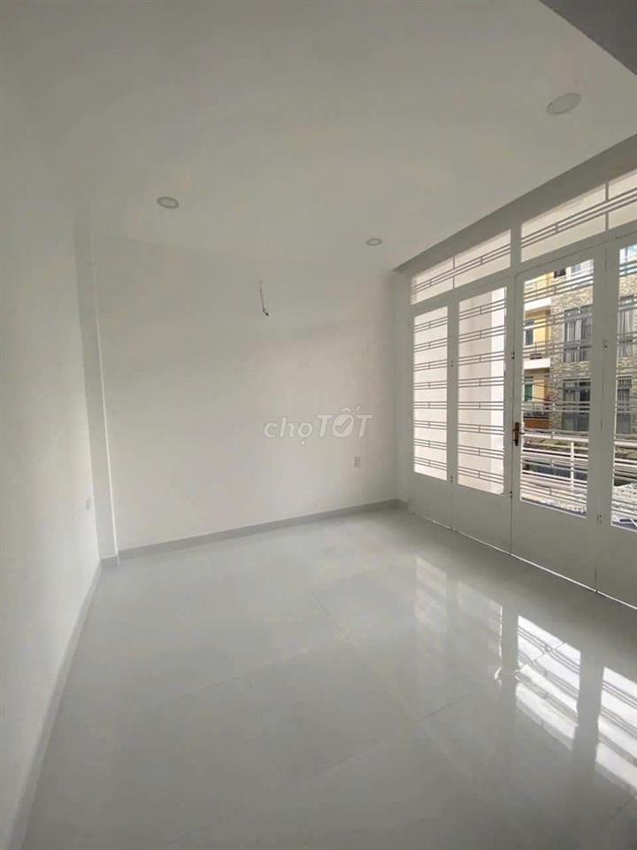 Cần cho thuê Biệt Thự HXT 6/3A Đ.Số 3 Cư Xá Lữ Gia P.15 Q.11