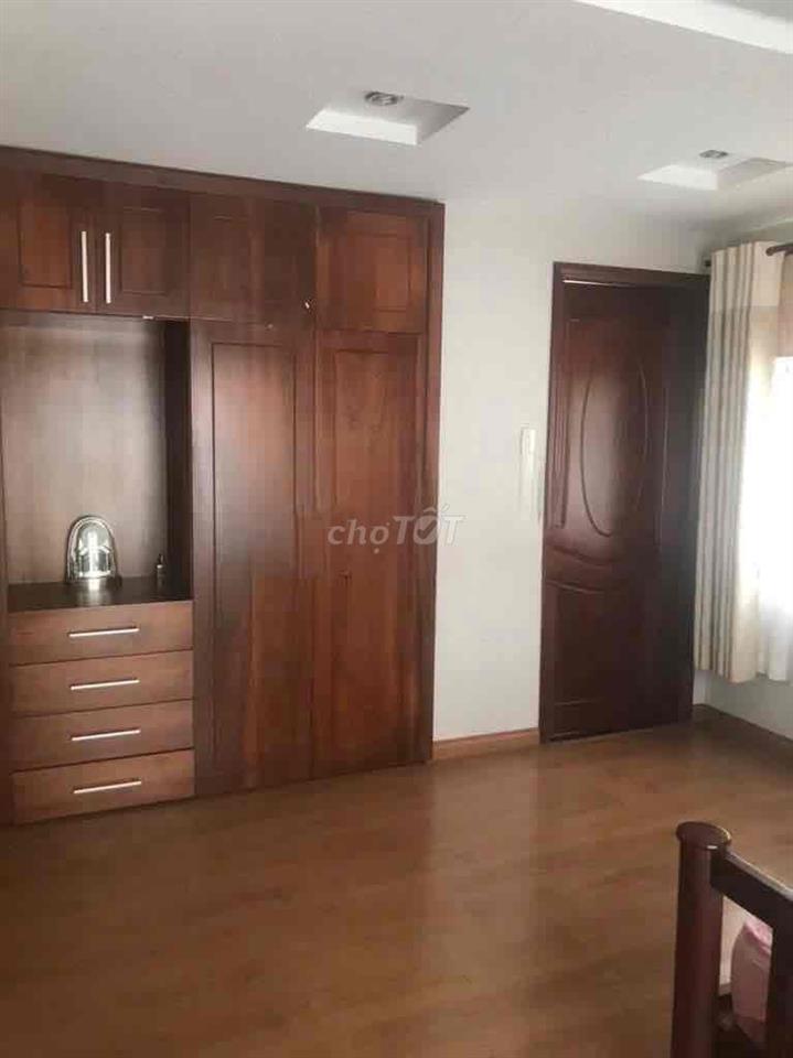cho thuê nhà Hẻm 565 bình thới, gần công an Q11. DT: 4x17, 5PN