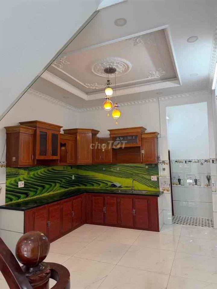 cho thuê nhà Hẻm 565 bình thới, gần công an Q11. DT: 4x17, 5PN