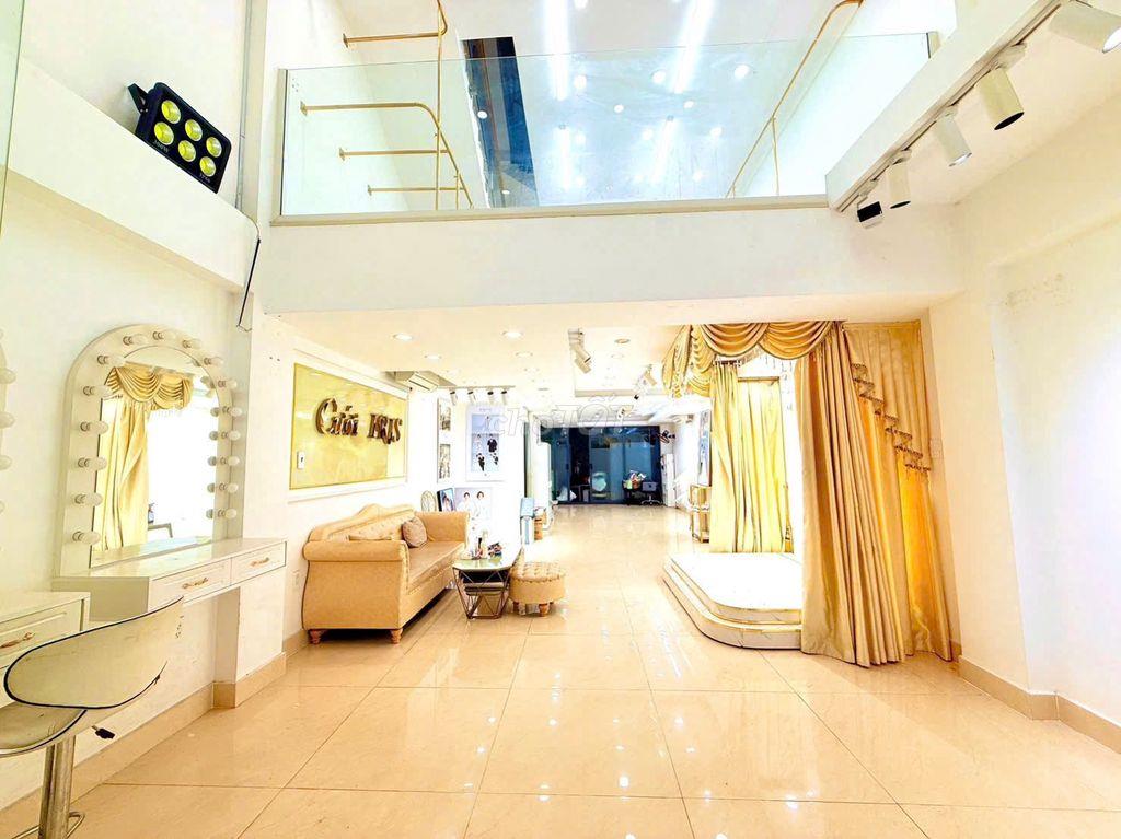 Hiếm - Trung tâm Sư Vạn Hạnh, Quận 10. Ngang 5m, giá thuê tốt.