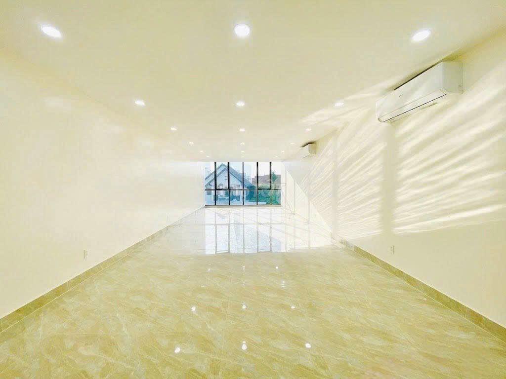 NHÀ MỚI KENG - 36D Nguyễn Giản Thanh, P,15, Q.10 - 4 Tầng, DTSD 350m2