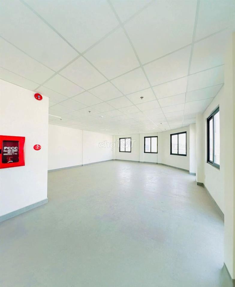 SIÊU PHẨM CĂN GÓC - 285F CMT8, P12, Q.10 - Hầm, thang máy, PCCC, 800m2