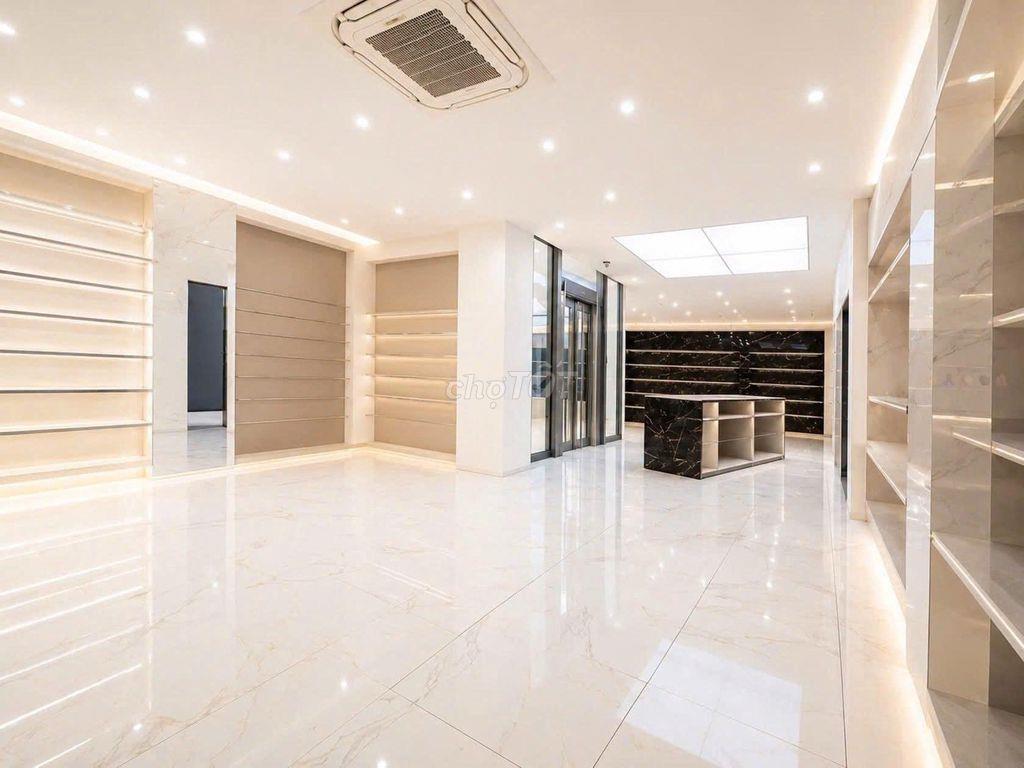 SIÊU PHẨM - Mặt tiền Bạch Mã, P.15, Q.10 - 5 Tầng - Tổng DTSD 888m²