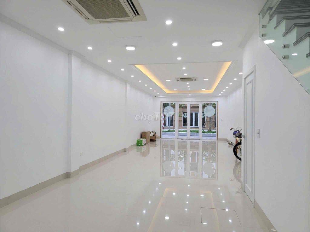 SIÊU PHẨM TÂN BÌNH – 212C NGUYỄN THÁI BÌNH, P.12, Q.TÂN BÌNH – 4 TẦNG