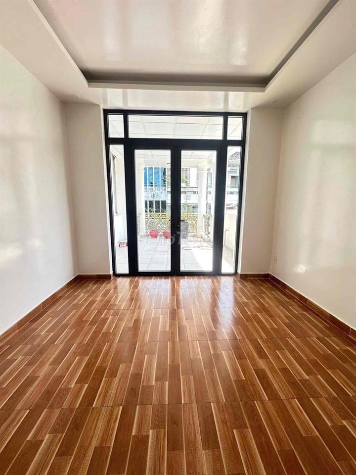 NHÀ MỚI XÂY - 131A THÀNH THÁI, P.14, Q.10 - 5 TẦNG - 4x25M