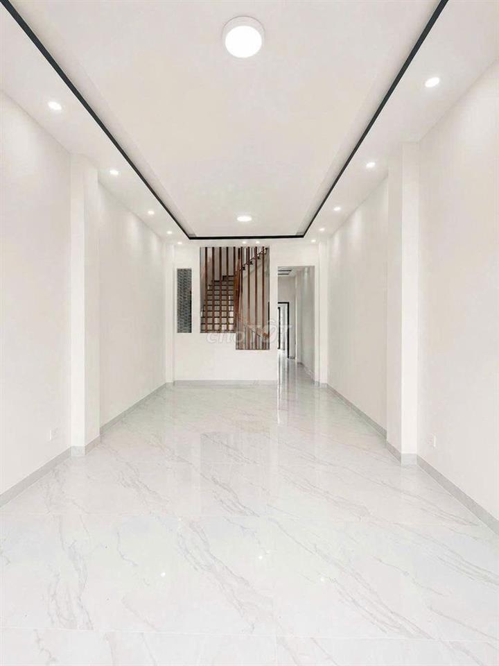 NHÀ ĐẸP GIÁ TỐT - 399A Sư Vạn Hạnh, P.12, Q.10 - 4 Tầng, DTSD 350m2