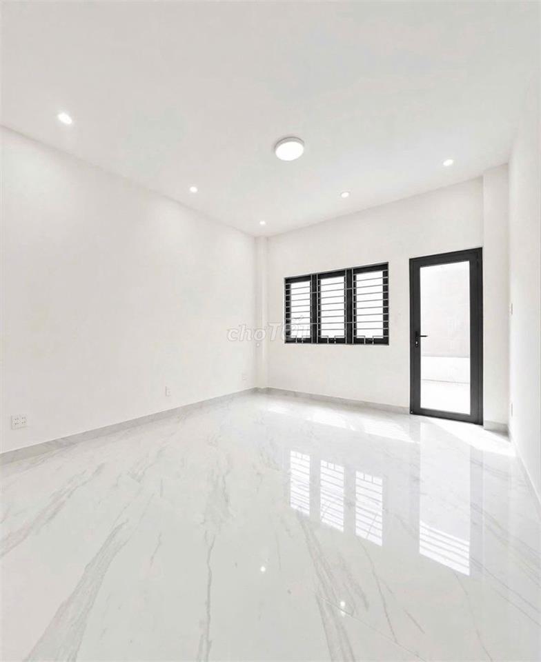 NHÀ ĐẸP GIÁ TỐT - 399A Sư Vạn Hạnh, P.12, Q.10 - 4 Tầng, DTSD 350m2