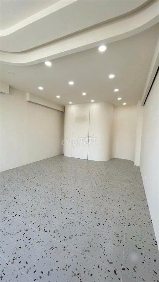 HIẾM!!!! - Hẻm Sư Vạn Hạnh, P12, Q.10 - 5x20m, 4 Tầng, 400m2