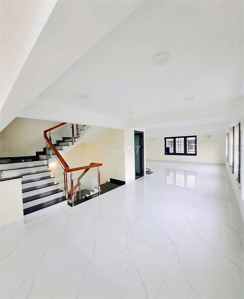 HIẾM!!! CĂN GÓC 2MT -  392C Cao Thắng, Phường 12, Q.10, 5x20m, 5 Tầng