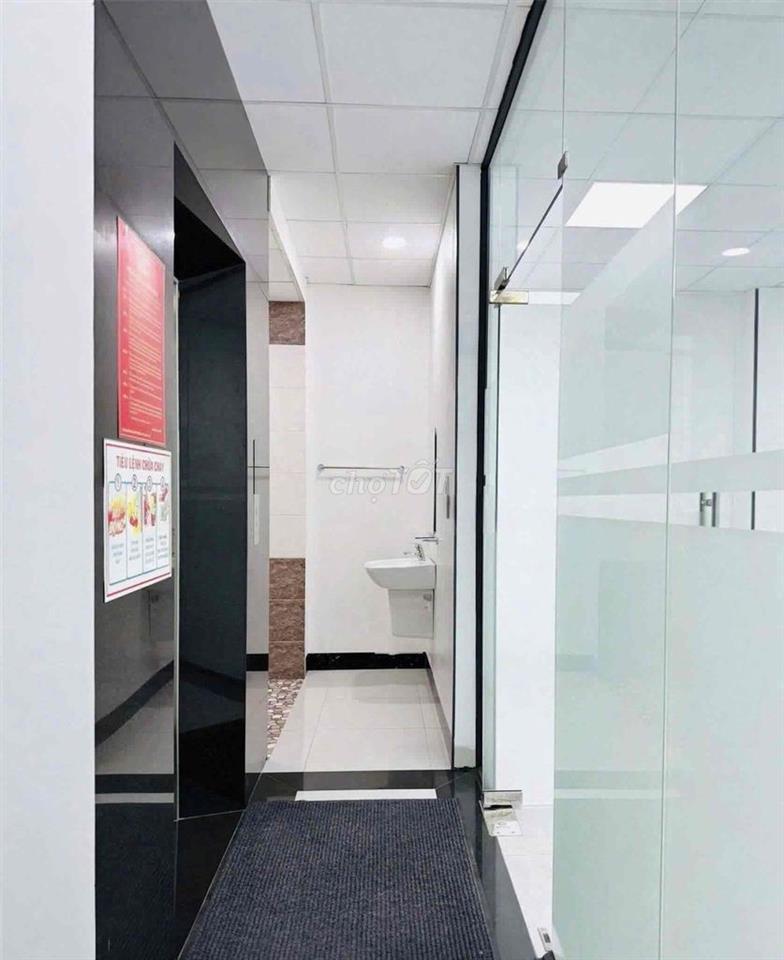 CHO THUÊ TÒA NHÀ ỐP KÍNH - 8A HOA SỨ, P.2, Q.Phú Nhuận - TM-Hầm-Suốt