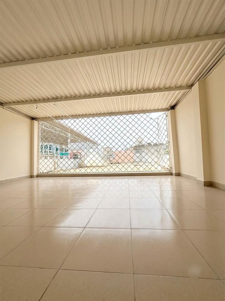 NHÀ MỚI GIÁ TỐT – 68A Trương Công Định, P.14, Q.Tân Bình. DTSD 400M2.