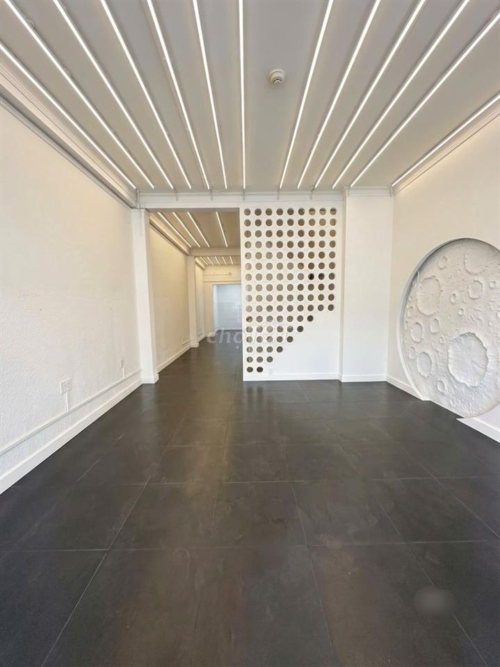 NHÀ MỚI GIÁ TỐT – 68A Trương Công Định, P.14, Q.Tân Bình. DTSD 400M2.