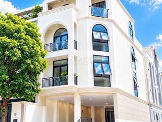 CĂN GÓC ĐƯỜNG HOA -  Hoa Phượng, P.2, PN - Có hầm, TM, DTSD 500m2