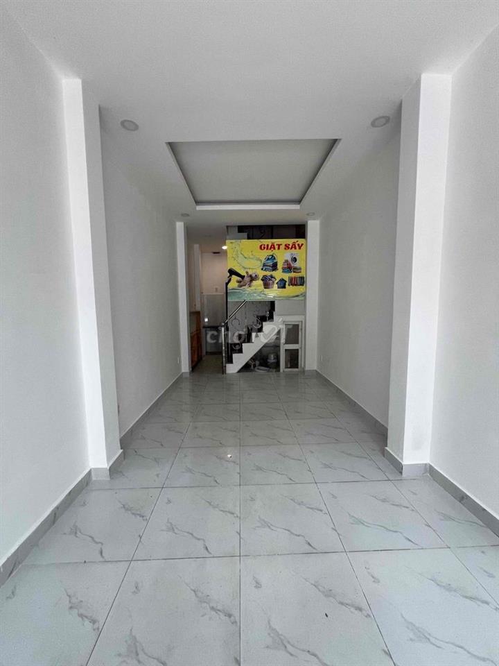 🟤🟡 MẶT BẰNG MẶT TIỀN NGUYỄN CẢNH CHÂN Q1 – 49M² – BẾP WC RIÊNG – 18TR/