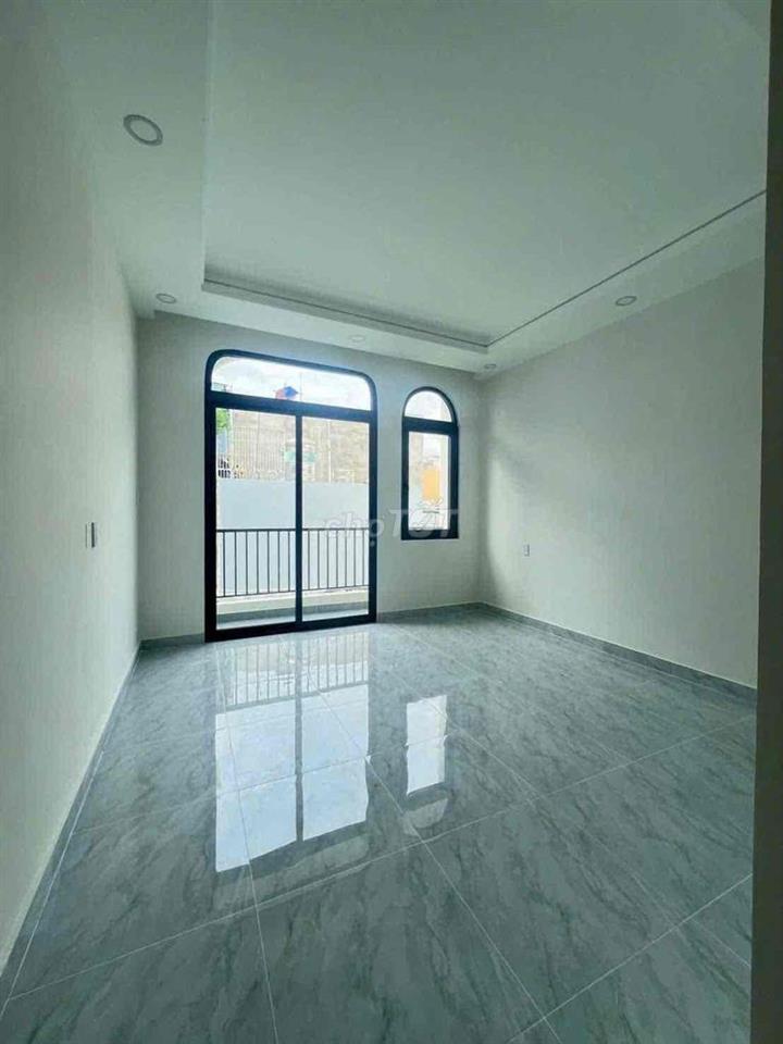 cho thuê nhà hẻm 3/2, gàn nhà hát Hoà Bình, 4 tầng