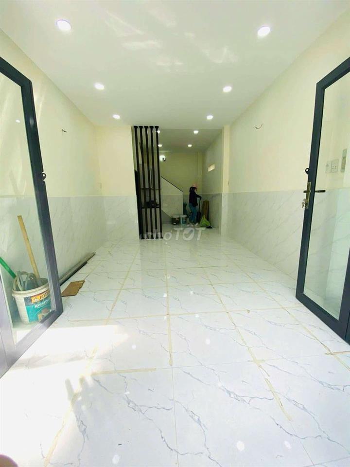 Q11- Nhà 3 tầng - Hẻm xe hơi - ông ích Khiêm - giá chỉ 5 tỷ nhỉnh