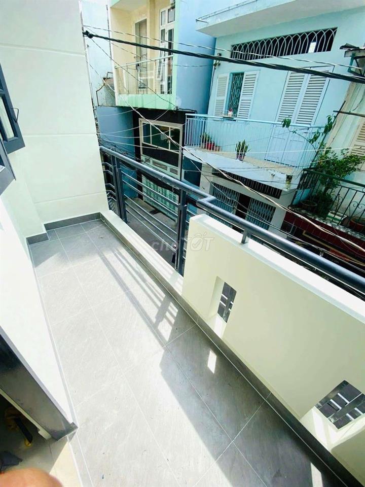 Q11- Nhà 3 tầng - Hẻm xe hơi - ông ích Khiêm - giá chỉ 5 tỷ nhỉnh