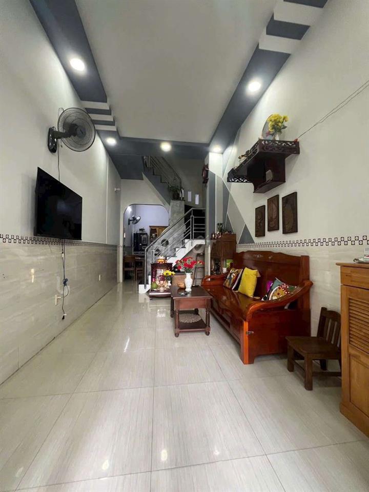 Q10- nhà bán - hẻm xe hơi - 2 tầng - giá chỉ 4 tỷ nhỉnh xíu