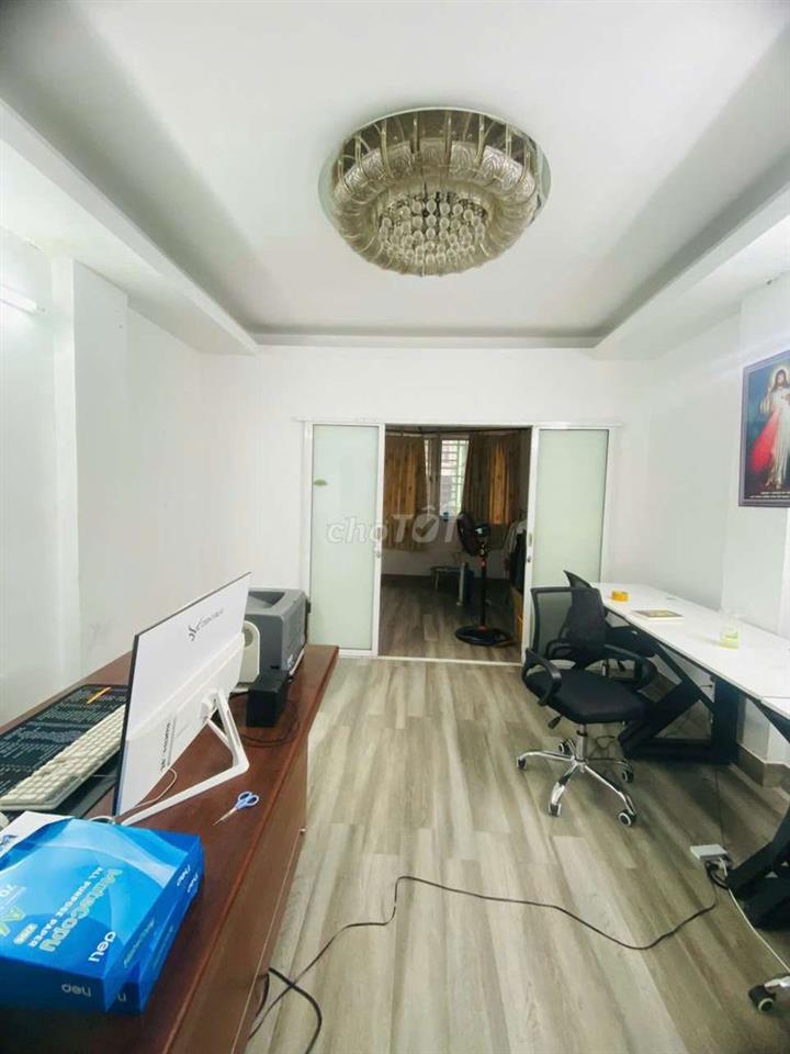 Q11- CX lữ gia - Hẻm xe tải - DT 4*16 - 3 phòng - 18 triệu