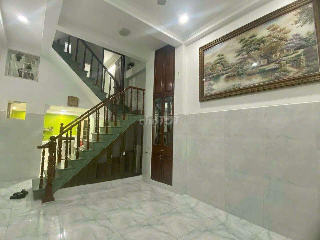 Q10-CX bắc hải - DT 4*12 - 3 lầu -4 phòng - full nội thất