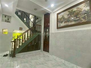 Q10-CX bắc hải - DT 4*12 - 3 lầu -4 phòng - full nội thất