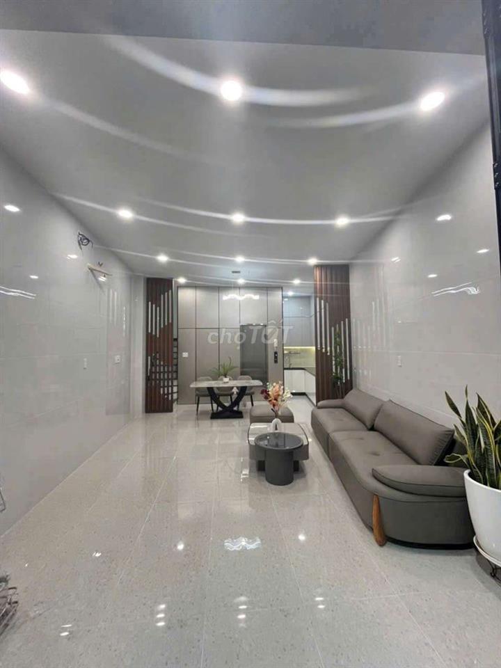 Nhà mới xây đẹp 4 tầng cần bán - DTS 130m - giá 8,2 tỷ TL