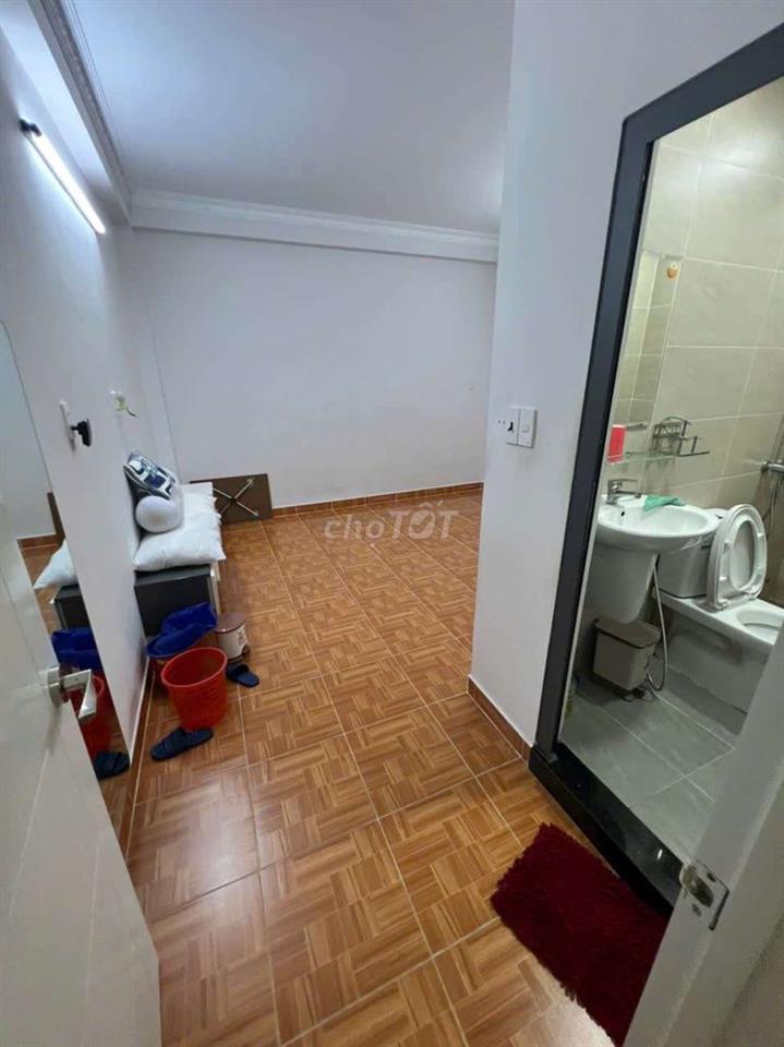 Q11- nhà đẹp mới cho thuê NC - cư xá Bình Thới -5 tầng 5P +  DT 4*15.
