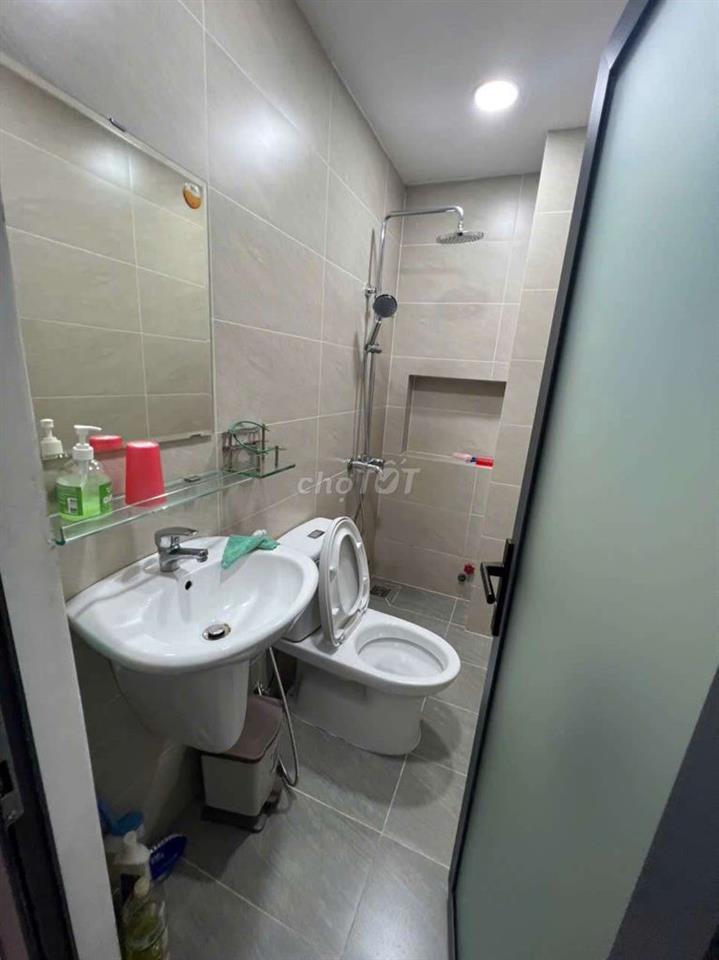 Q11- nhà đẹp mới cho thuê NC - cư xá Bình Thới -5 tầng 5P +  DT 4*15.