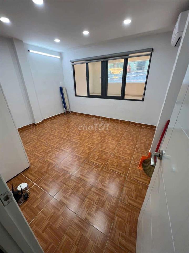 Q11- nhà đẹp mới cho thuê NC - cư xá Bình Thới -5 tầng 5P +  DT 4*15.