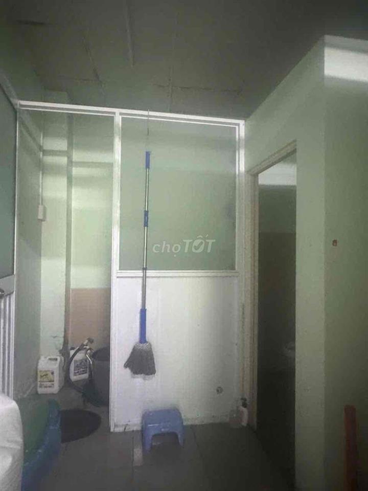 nhà riêng 2 tầng,  DTSD 52m2, hẻm chính ra Lý Thái Tổ ,