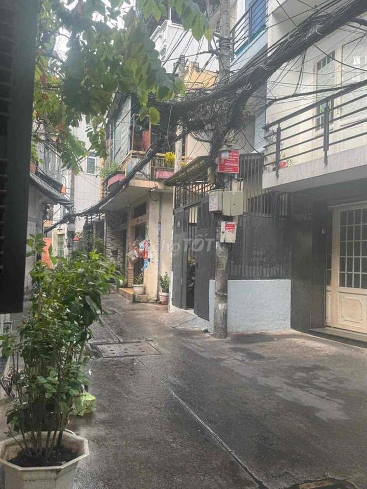 nhà riêng 2 tầng,  DTSD 52m2, hẻm chính ra Lý Thái Tổ ,