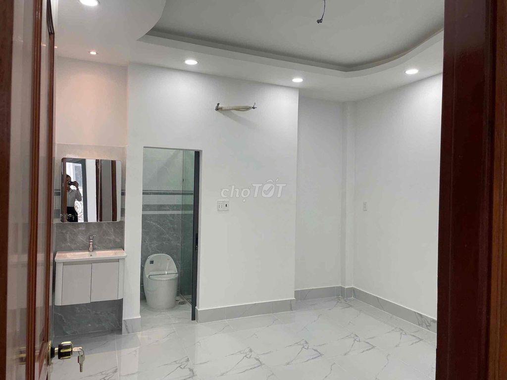 CHO THUÊ NHÀ MỚI Q8 PHÚ ĐỊNH