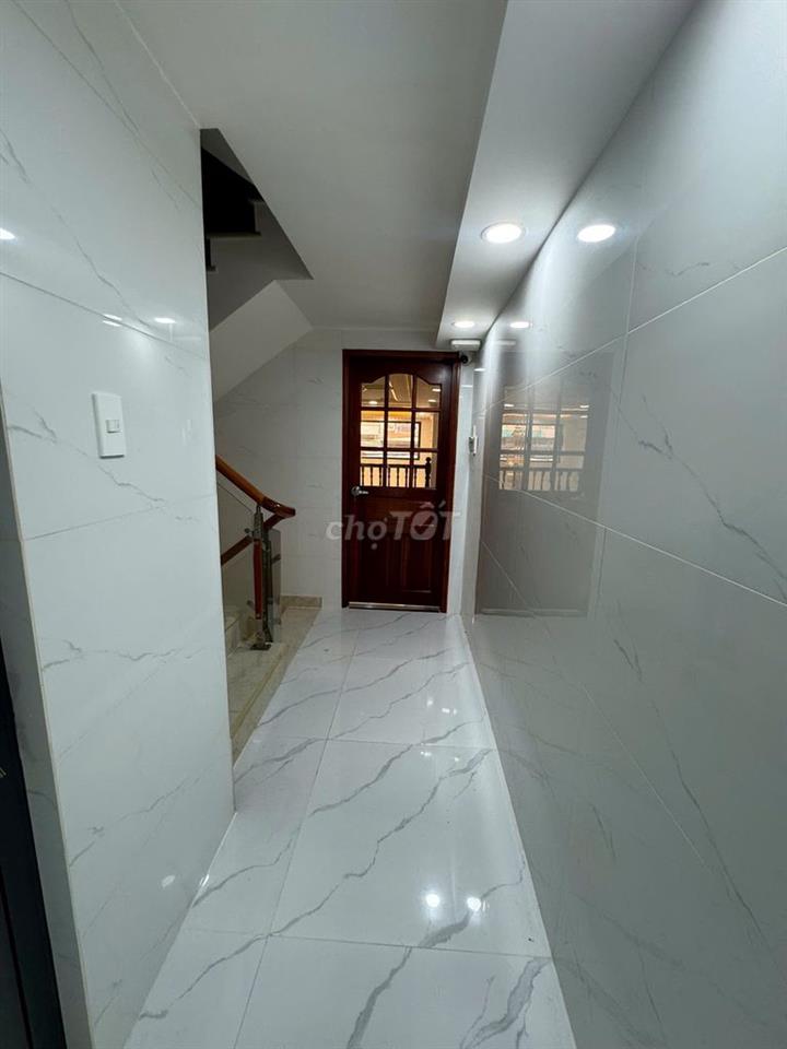Nhà mới 100% MTKD Chợ Lớn 4x21m 5 tầng 5PN + máy lạnh 6WC