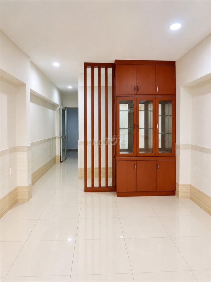 🔥 NHÀ HẺM XE TẢI 3/2 - QUẬN 10 - 3 PHÒNG NGỦ - CHỈ 15TR/THÁNG 🔥