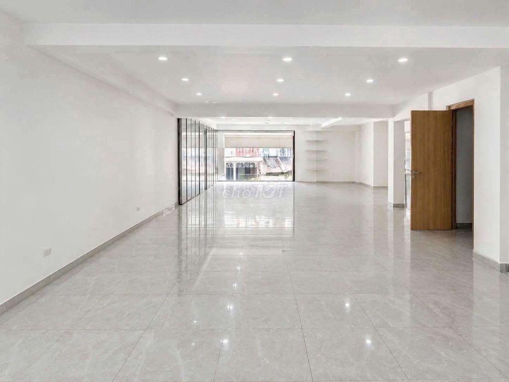 nhà mặt tiền nguyễn trọng tuyển, p1. dt 7x22m 1 hầm 5 lầu st. 