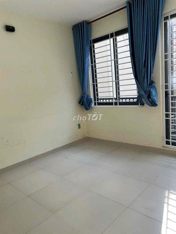 Cho Thuê Nhà, HBG, 178// Phan Đăng Lưu, 4PN, 4Tầng, P.3, Q.Phú Nhuận. 